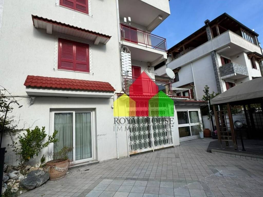 casa indipendente in vendita a Giugliano in Campania