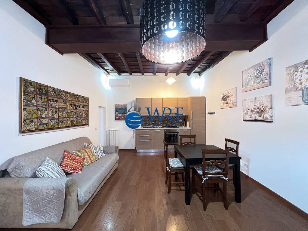 appartamento in affitto a Roma in zona Rione Regola