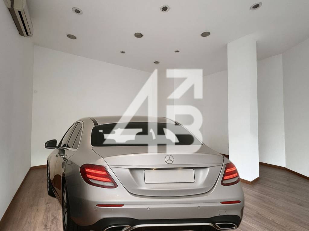 negozio in vendita a Trieste in zona Chiarbola