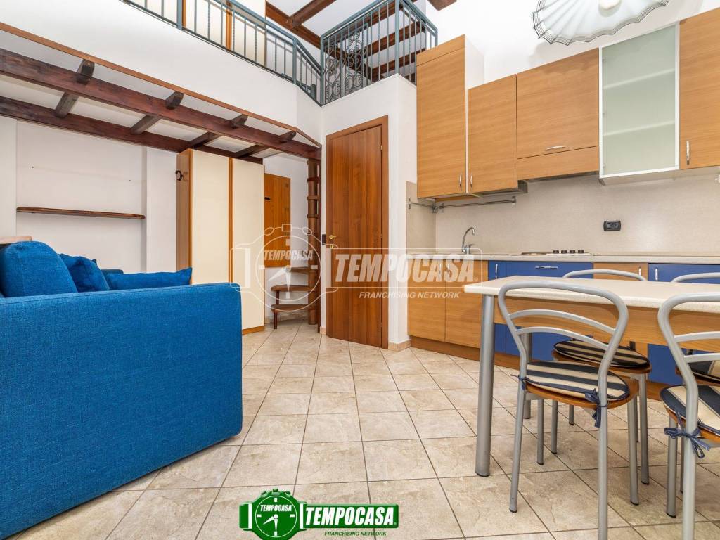 appartamento in vendita ad Ornago