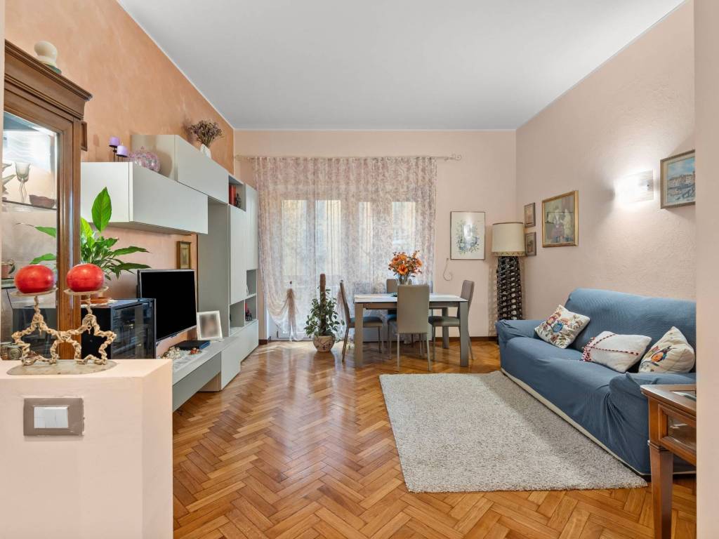 appartamento in vendita a Milano in zona Porta Romana