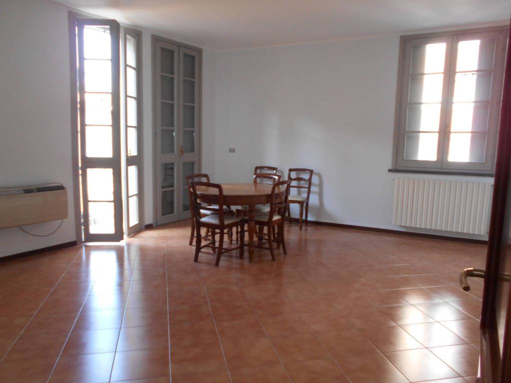 appartamento in affitto a Reggio nell'Emilia in zona Città Storica