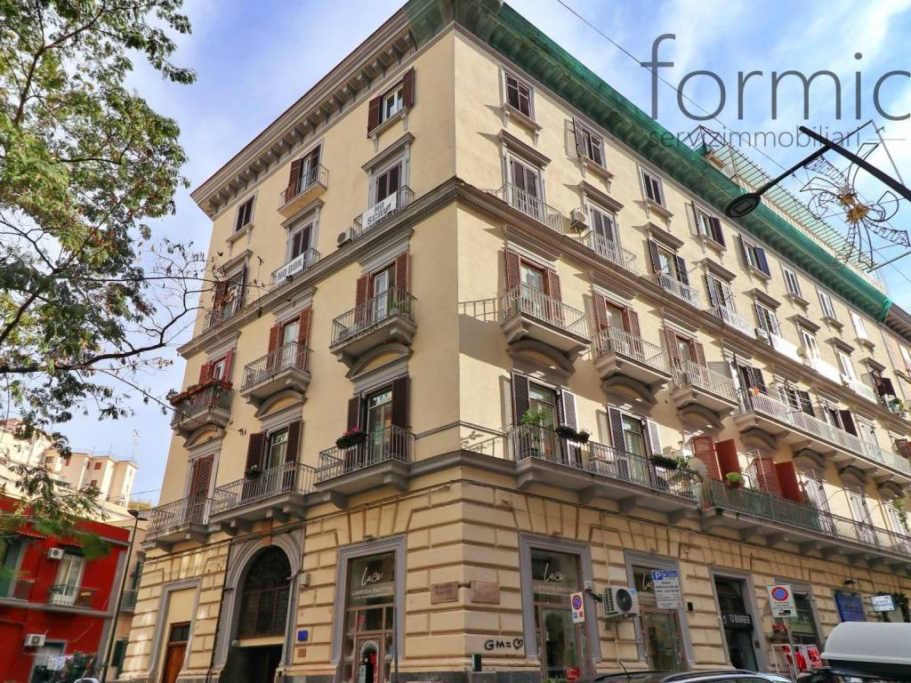 appartamento in vendita a Napoli in zona Vomero