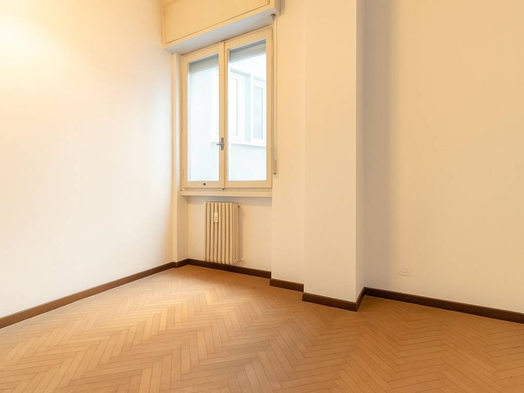 appartamento in vendita a Milano in zona Sant'Ambrogio