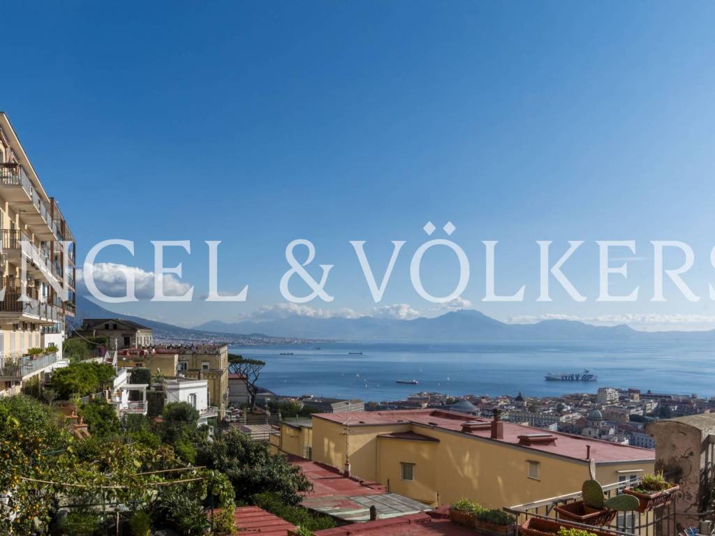 appartamento in vendita a Napoli in zona Vomero