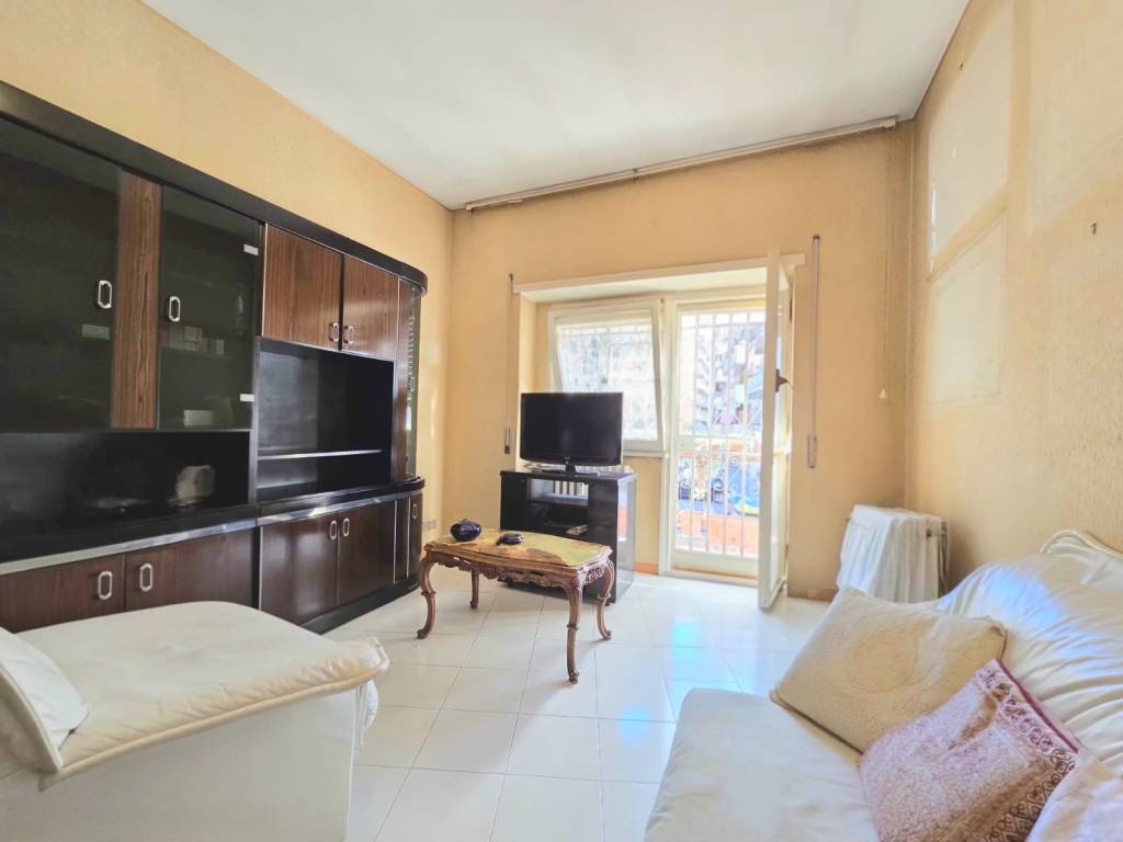 appartamento in vendita a Roma in zona Gianicolense