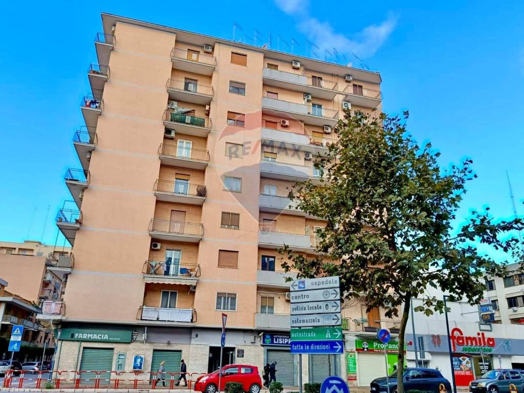 appartamento in vendita a Taranto in zona Italia-Montegranaro