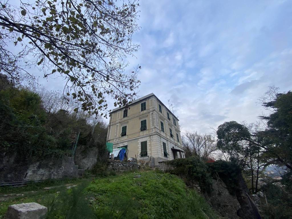 appartamento in vendita a Genova in zona Murta