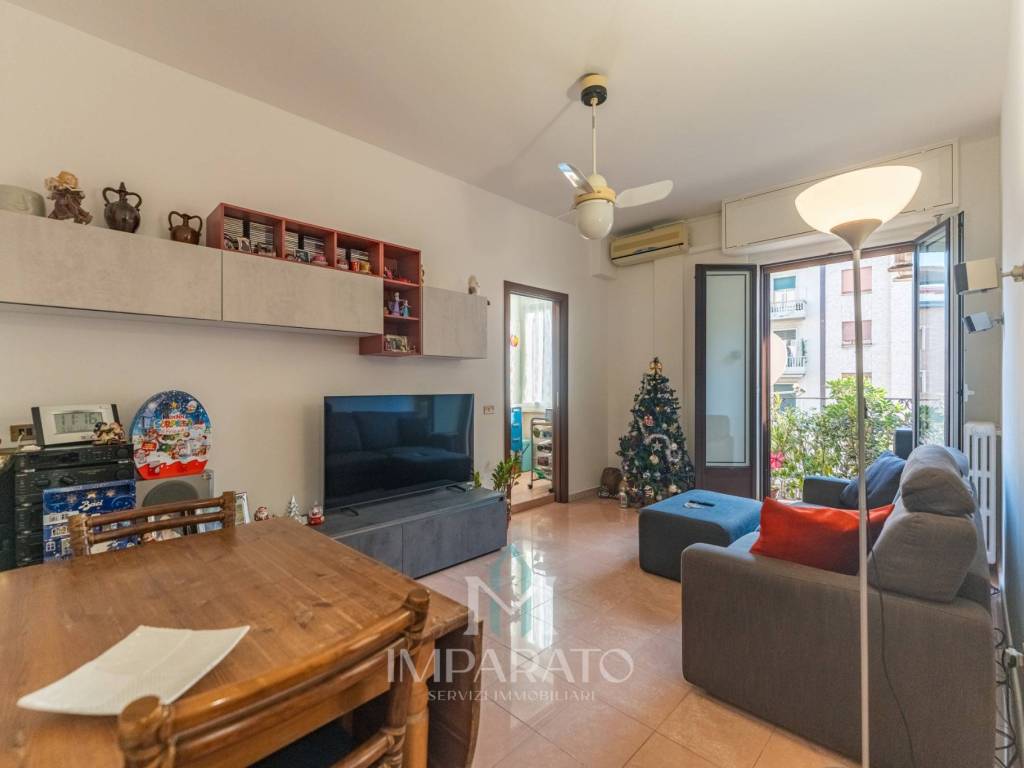 appartamento in vendita a Milano in zona Maggiolina