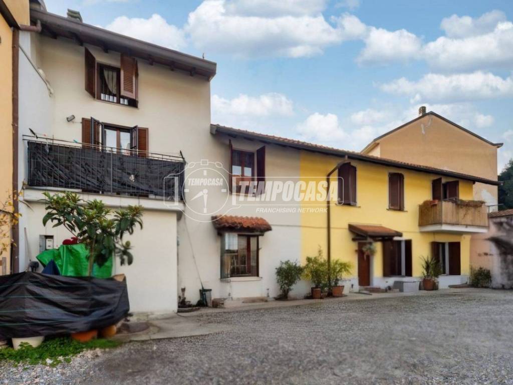 appartamento in vendita a Villasanta