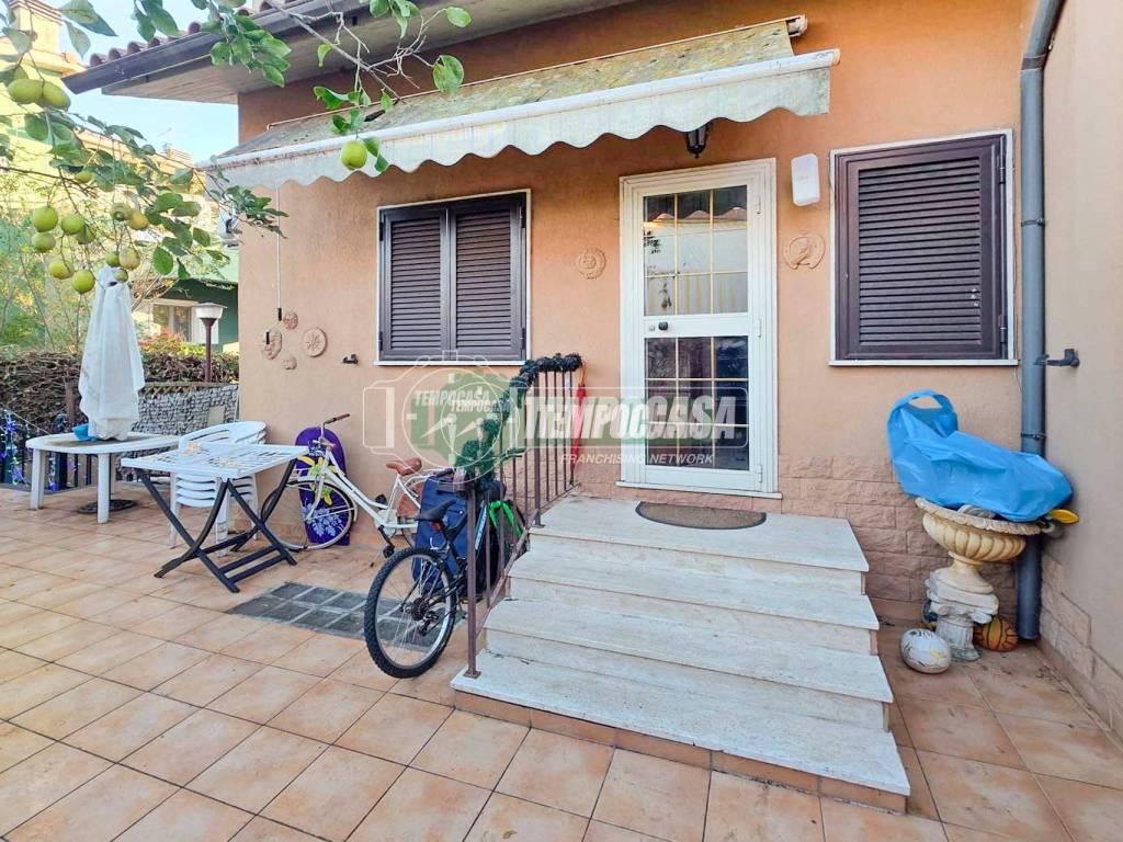 casa indipendente in vendita a Cerveteri