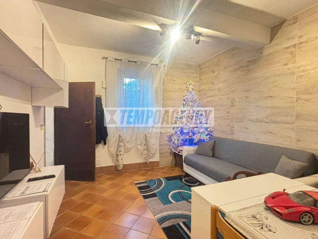 appartamento in vendita a Serramazzoni in zona Montagnana