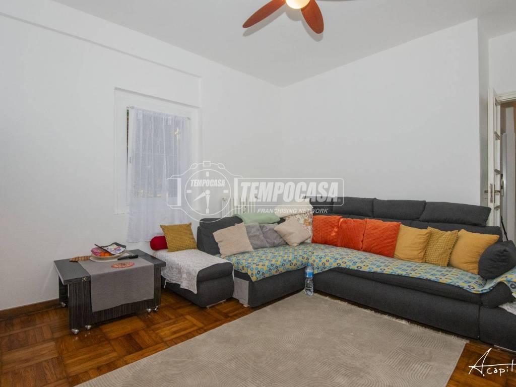 appartamento in vendita a Modena in zona Crocetta