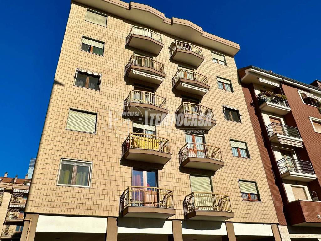appartamento in vendita a Torino in zona Millefonti