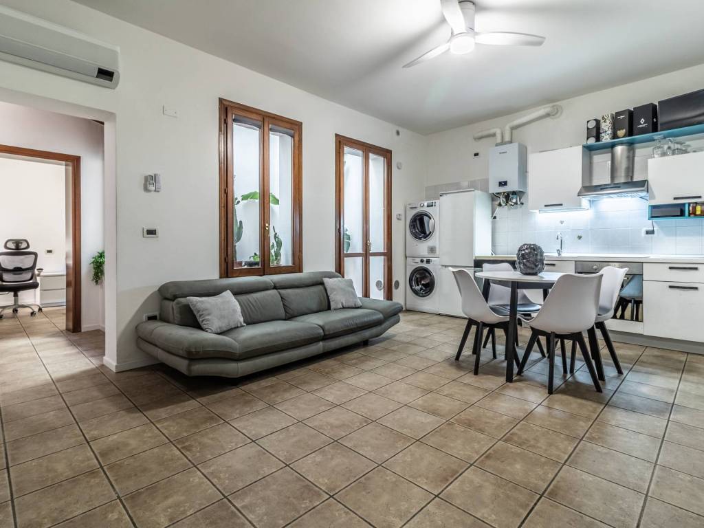 appartamento in vendita ad Imola in zona Centro Storico