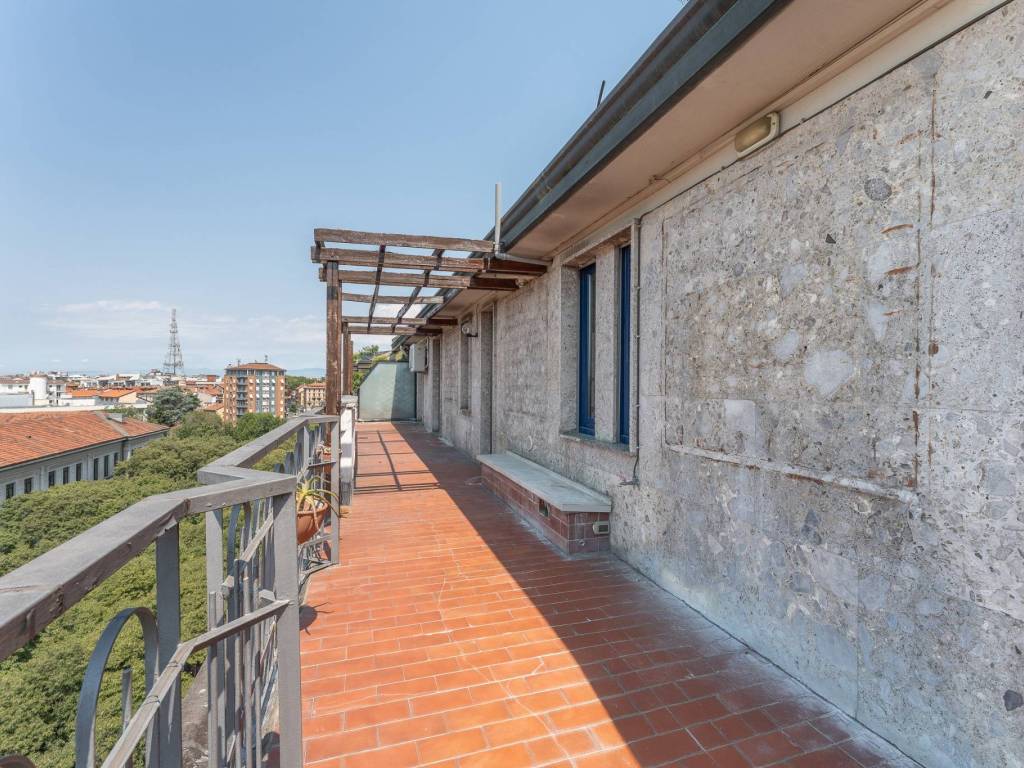 appartamento in vendita a Milano in zona Casoretto