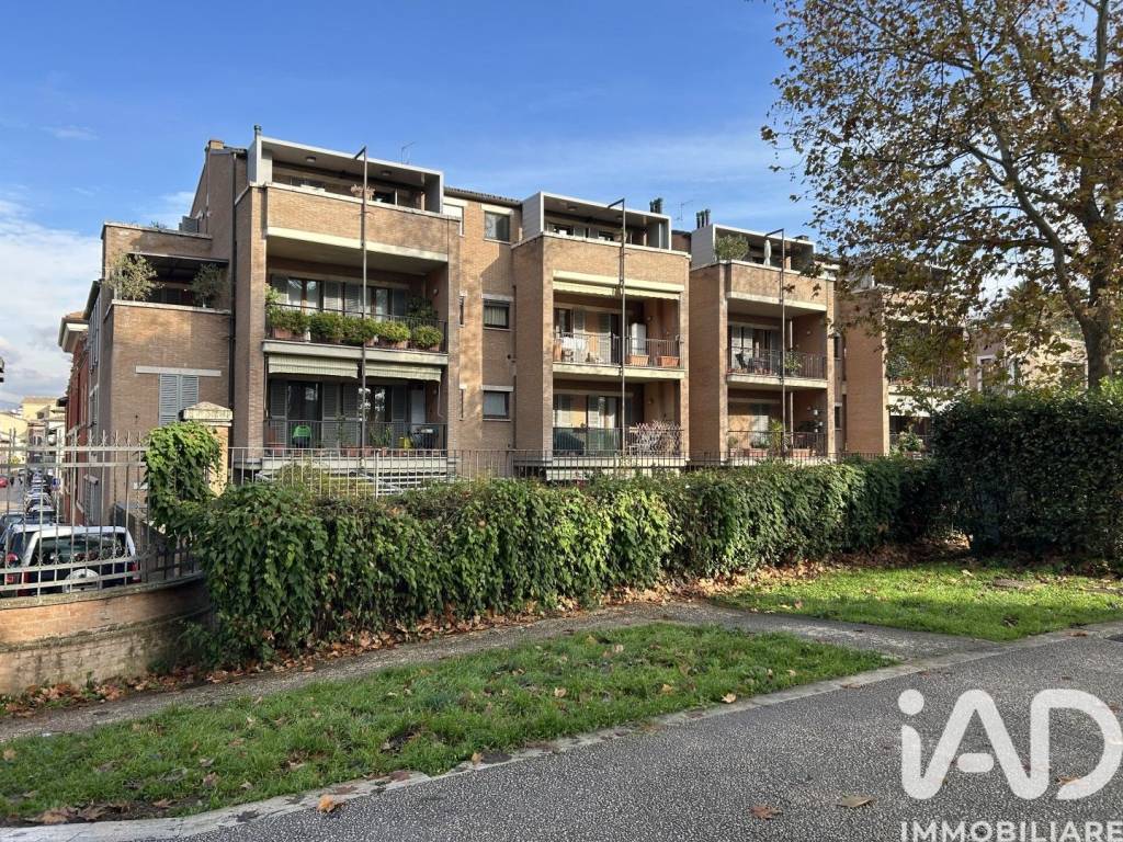 appartamento in vendita a Foligno in zona Camino