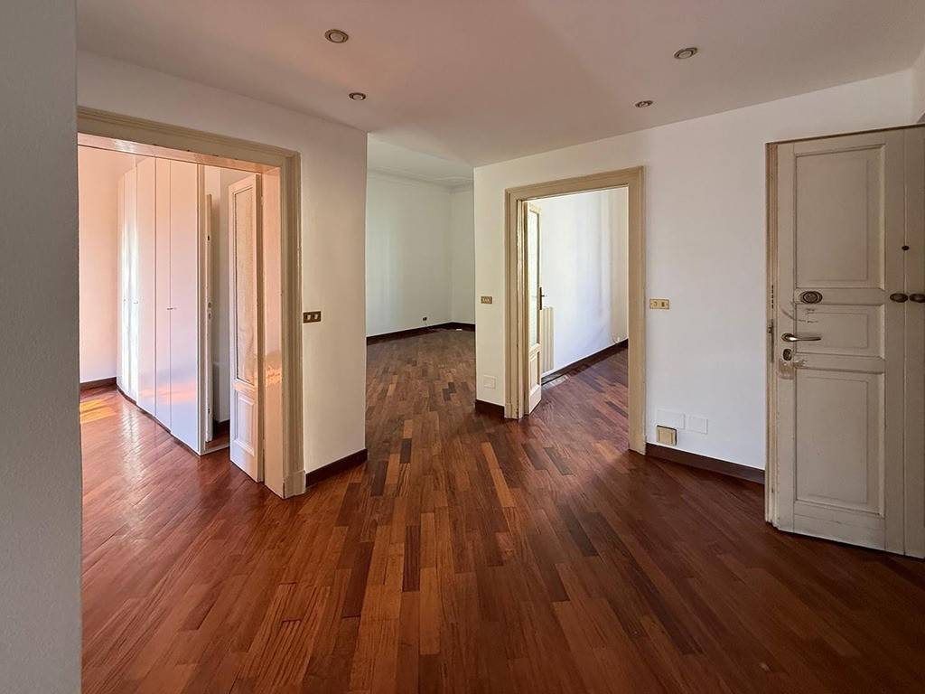 appartamento in vendita a Milano in zona Porta Venezia