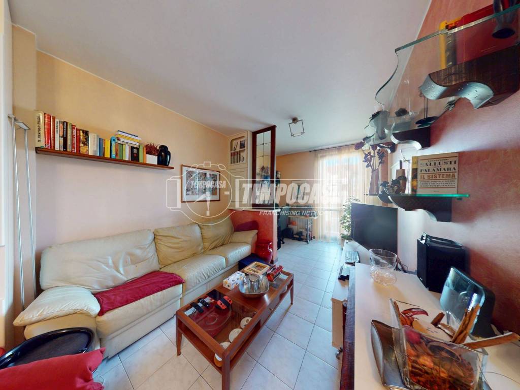 appartamento in vendita a Malnate