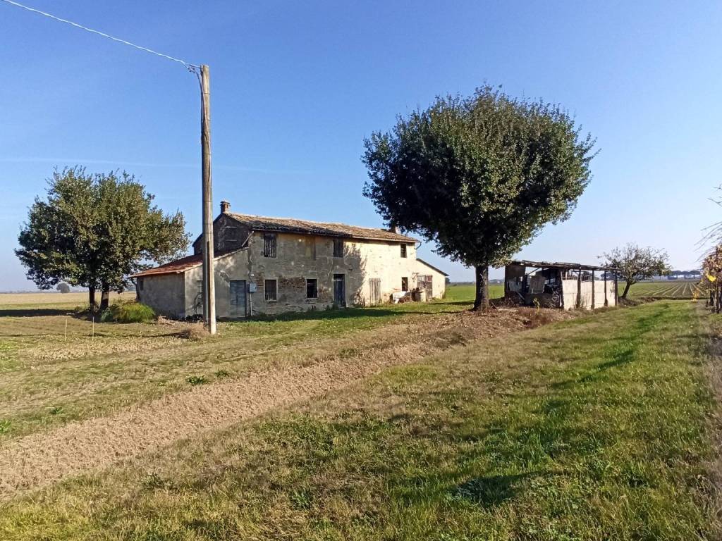 casa indipendente in vendita a Ravenna in zona San Zaccaria