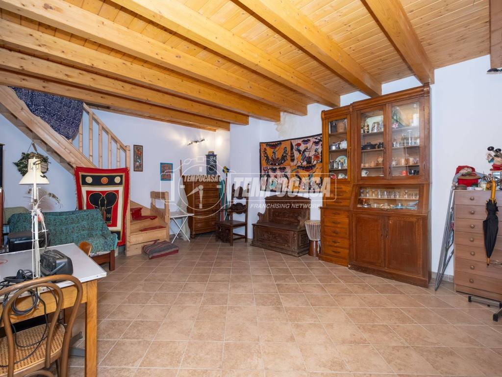 appartamento in vendita a Cassina de' Pecchi in zona Sant'Agata Martesana