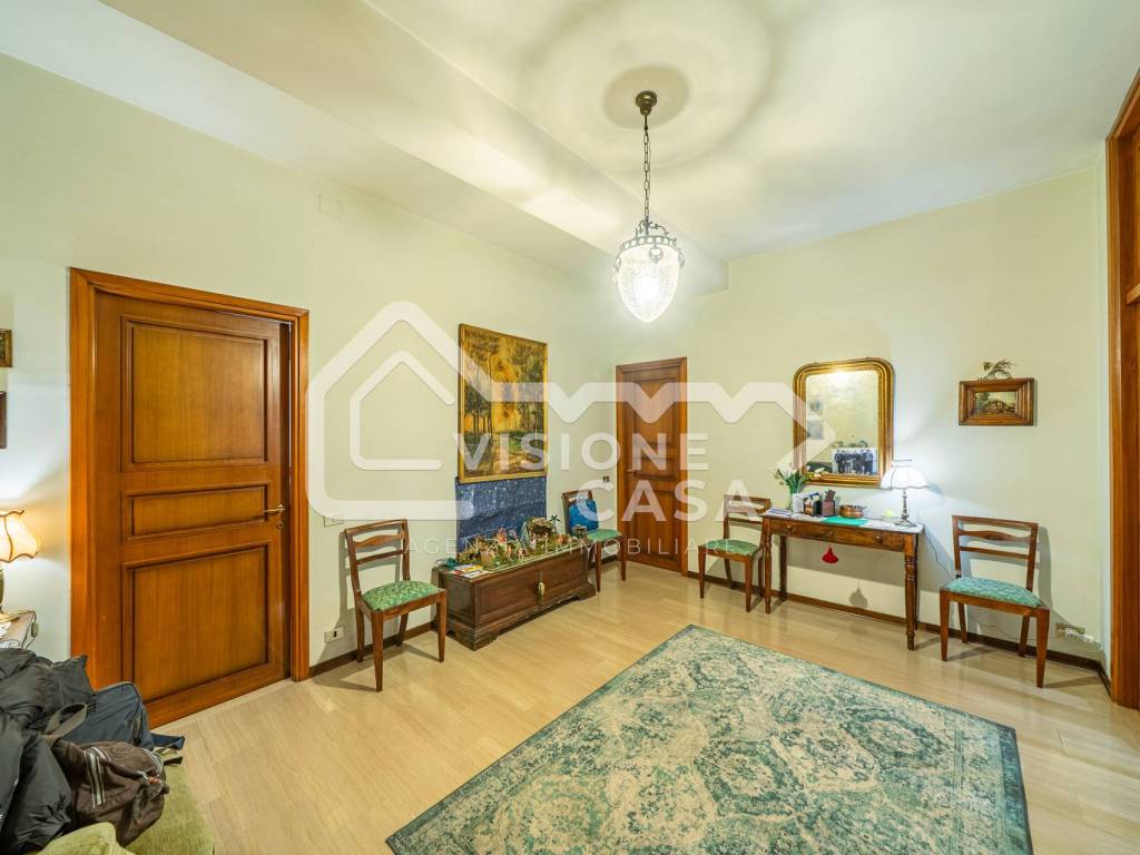 appartamento in vendita a Reggio nell'Emilia in zona Città Storica