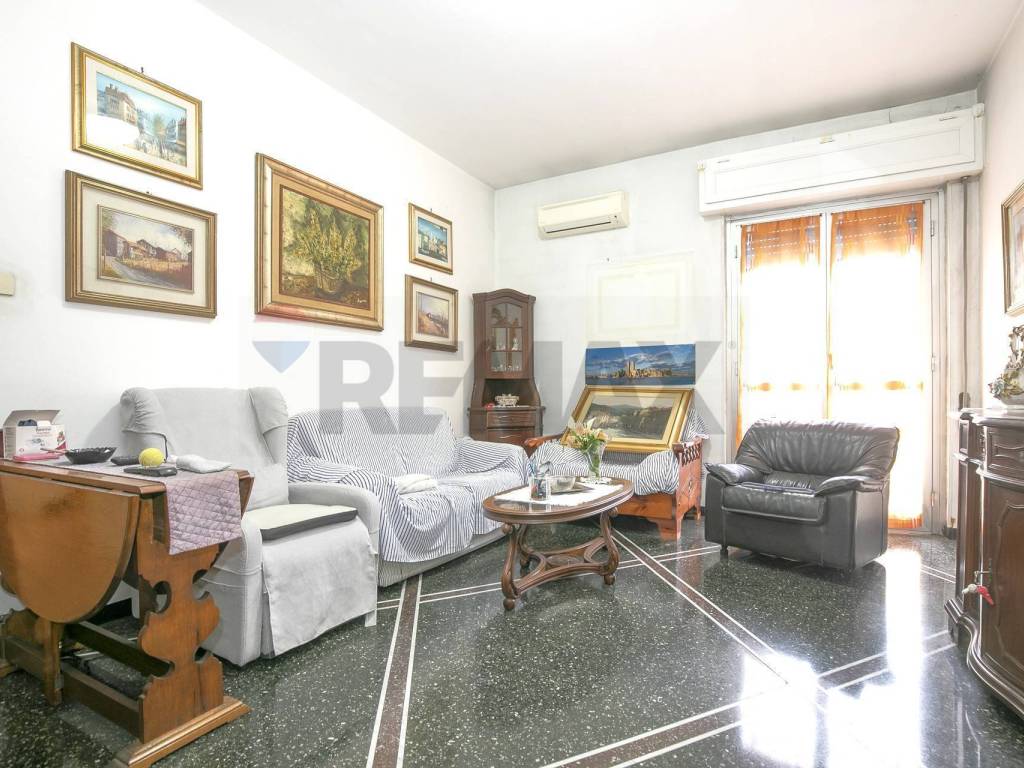appartamento in vendita a Genova in zona Sampierdarena