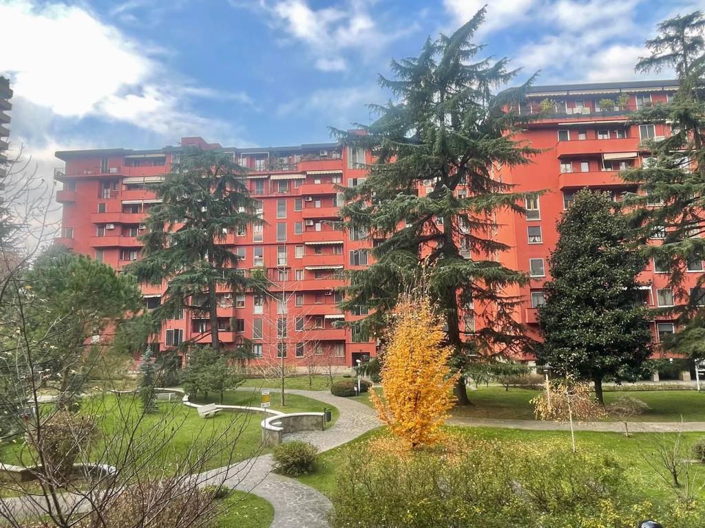appartamento in vendita a Milano in zona Corvetto