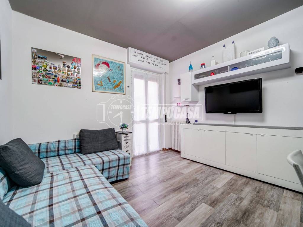 appartamento in vendita a Jerago con Orago