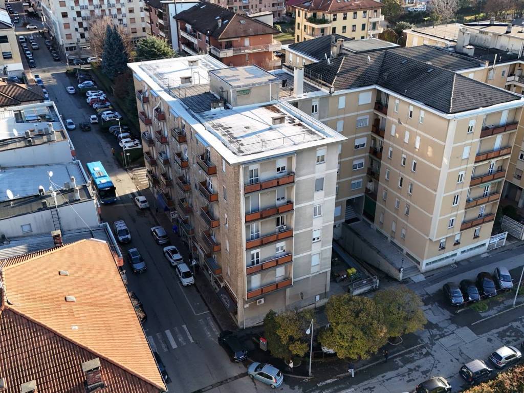 appartamento in vendita a Biella in zona Centro Città