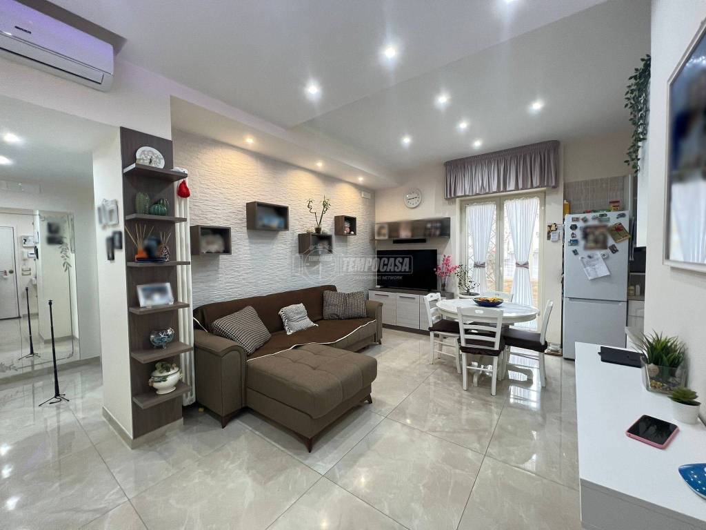 appartamento in vendita a Napoli in zona Bagnoli