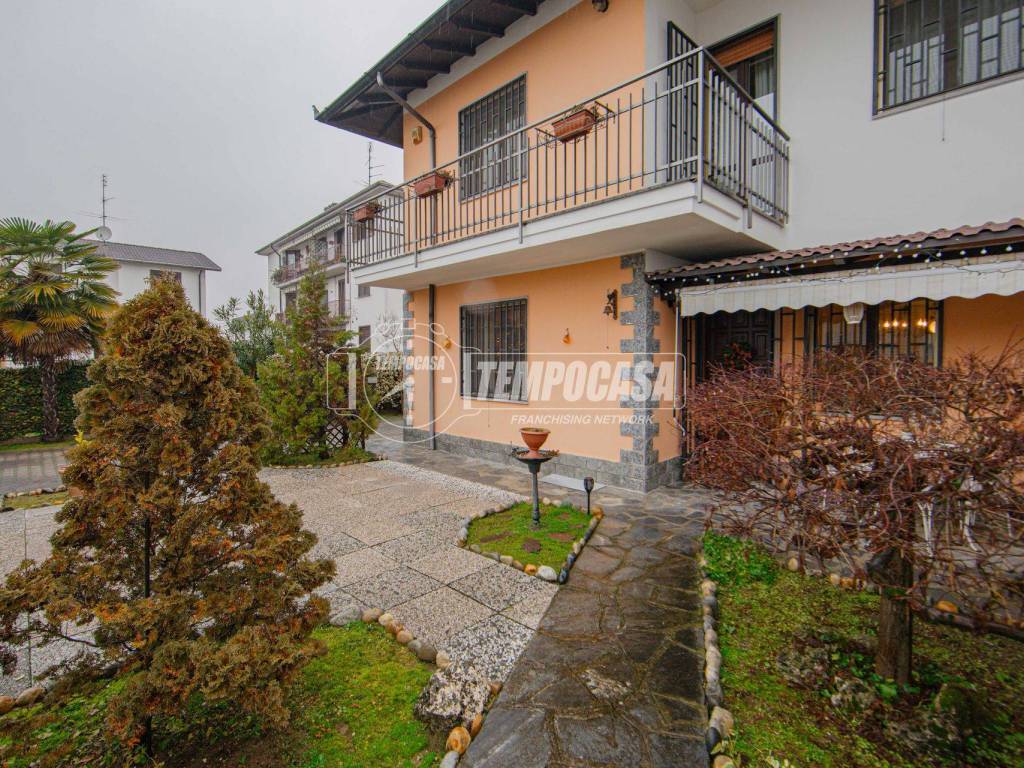 casa indipendente in vendita a Tromello