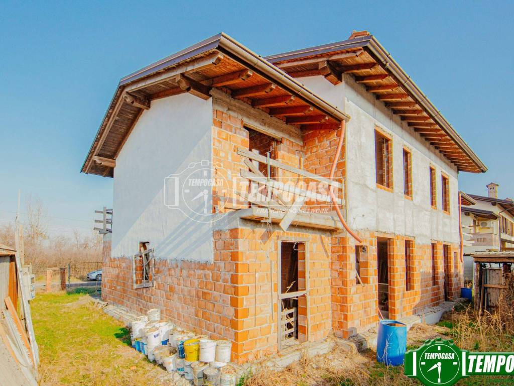 casa indipendente in vendita a Pinarolo Po