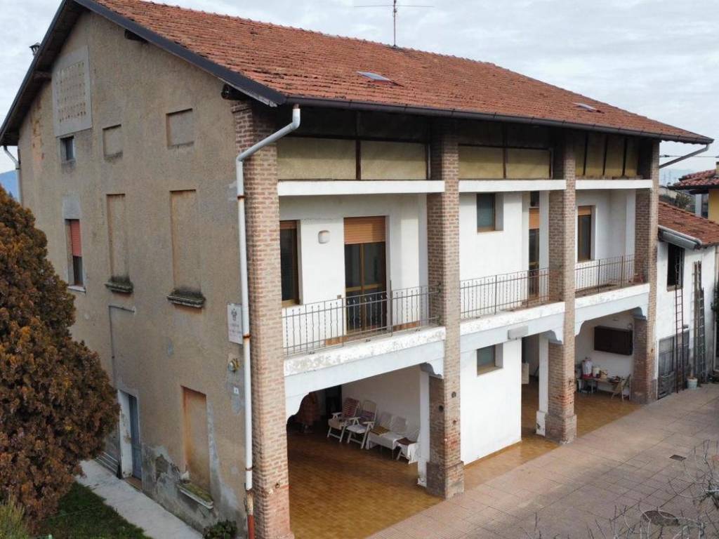 appartamento in vendita a Chiari