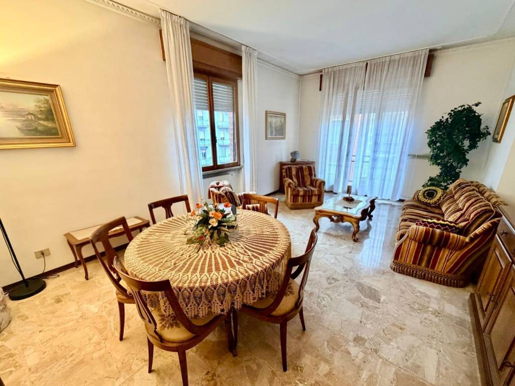 appartamento in vendita a Piacenza in zona Barriera Genova