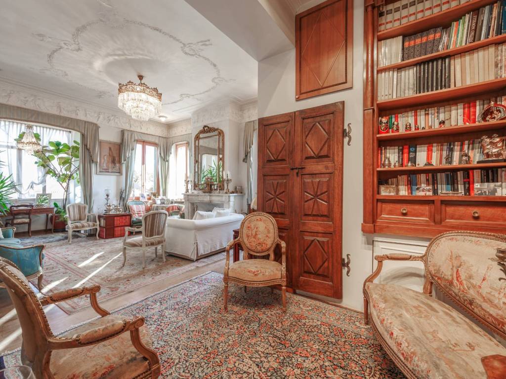 appartamento in vendita a Torino in zona Centro Storico