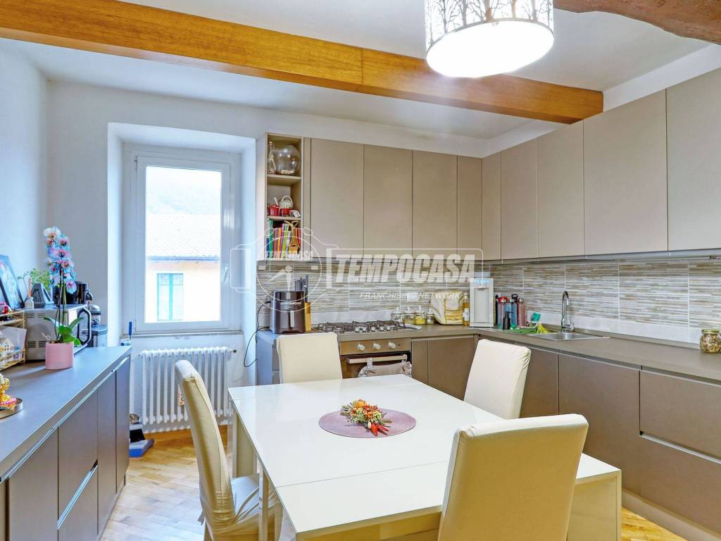 appartamento in vendita ad Arcisate