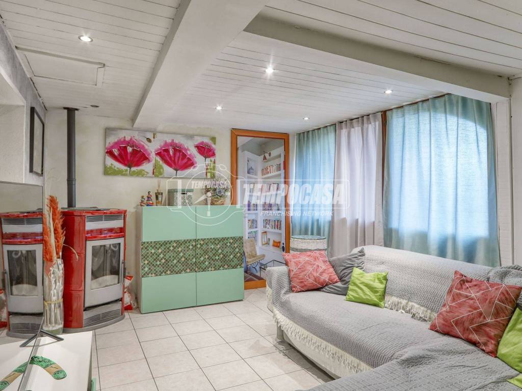 appartamento in vendita ad Arcisate