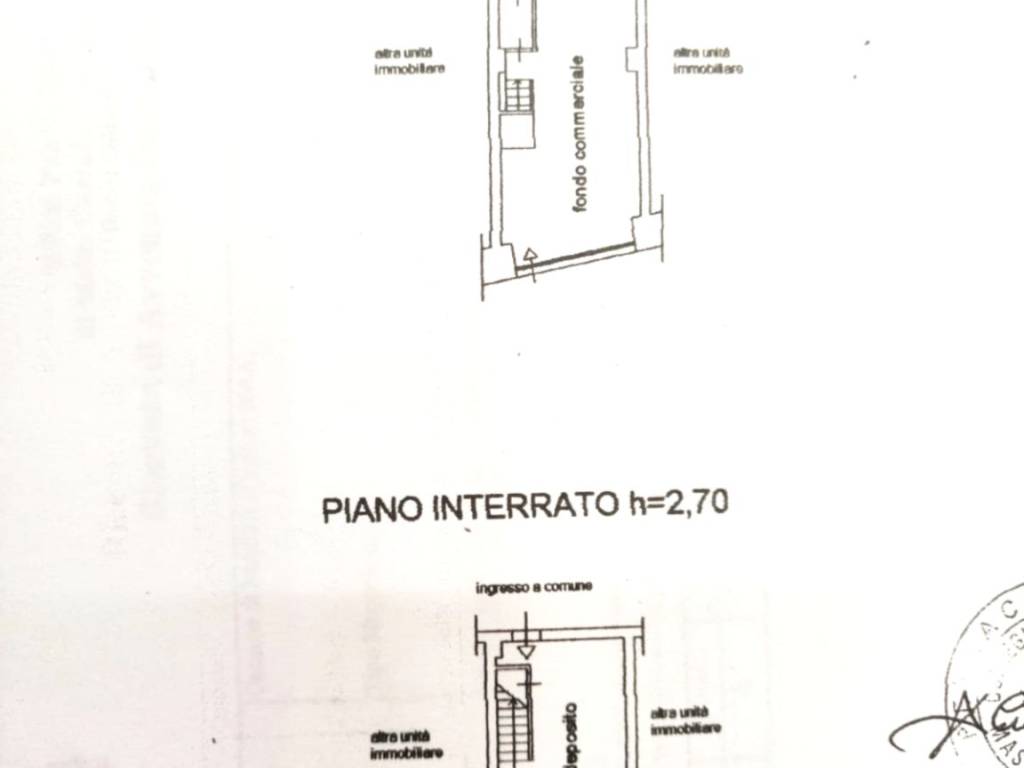 negozio in vendita a Massa