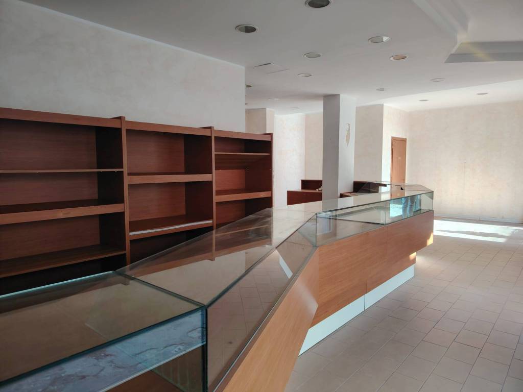 immagine annuncio 1 di 4