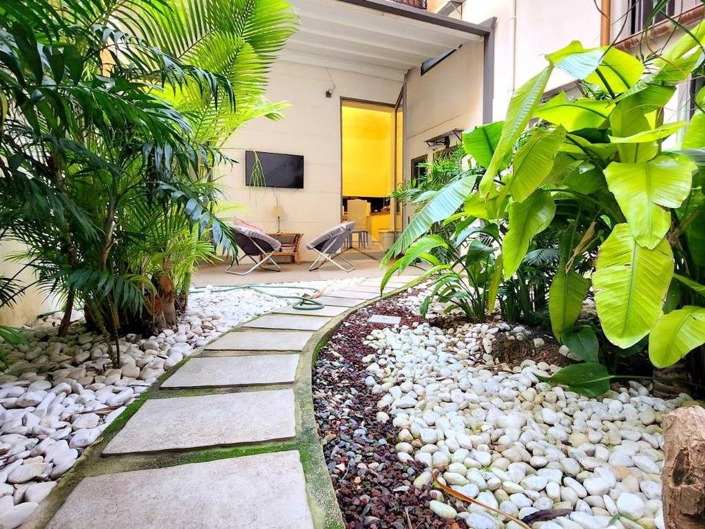 appartamento in vendita a Palermo in zona Politeama