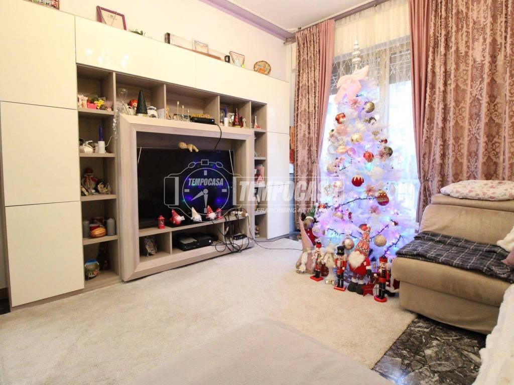 appartamento in vendita a Reggio nell'Emilia in zona Città Storica