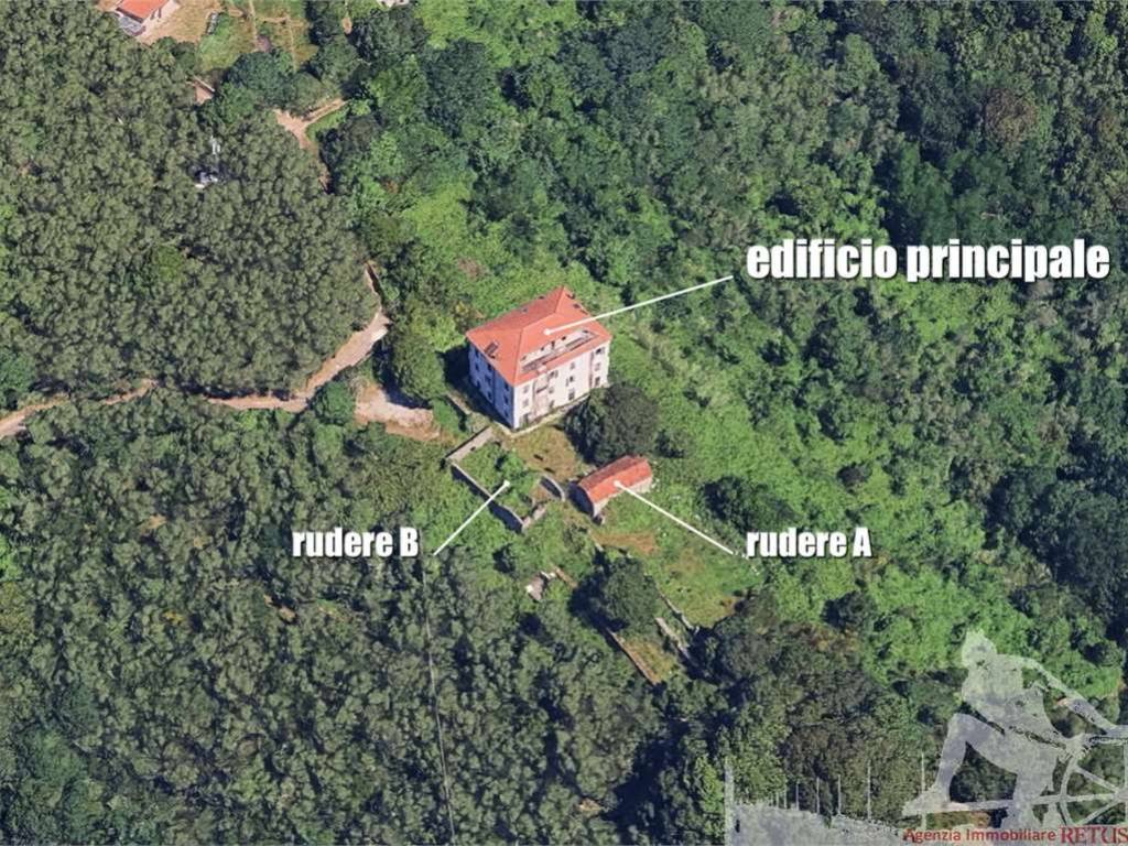 villa in vendita ad Ameglia in zona Bocca di Magra