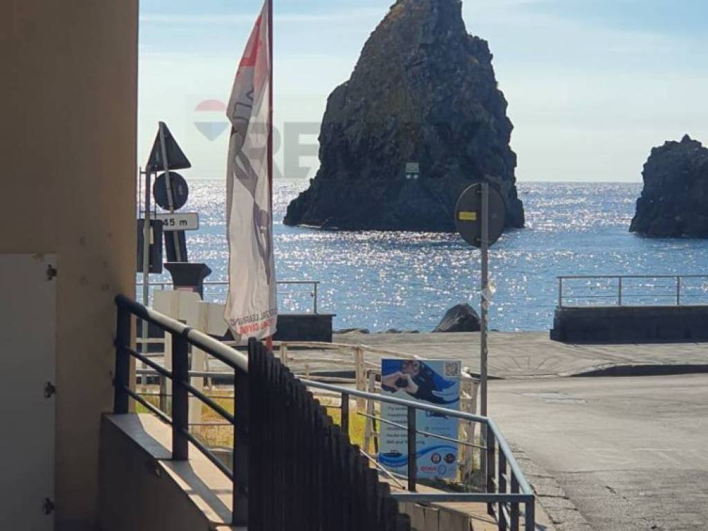 appartamento in affitto ad Aci Castello