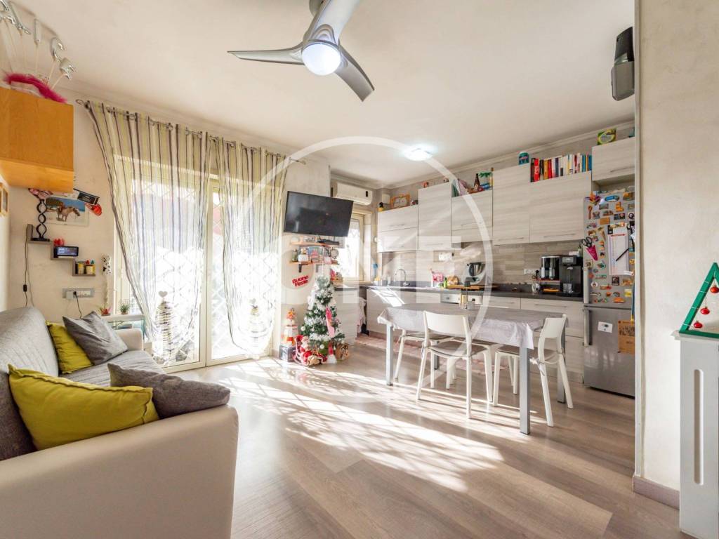 appartamento in vendita a Fonte Nuova in zona Torre Lupara