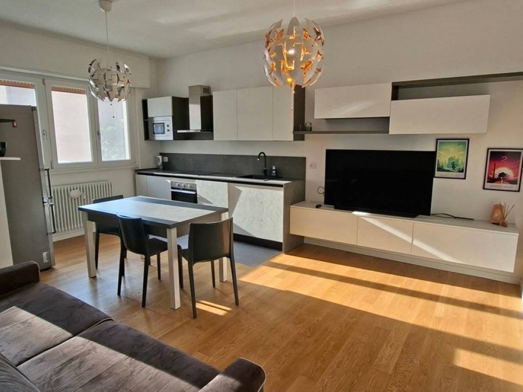 appartamento in affitto a Milano in zona Rembrandt