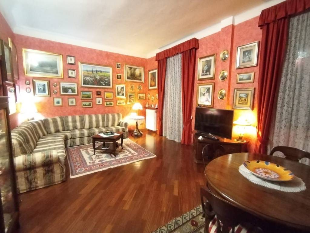 appartamento in vendita a Milano in zona Isola