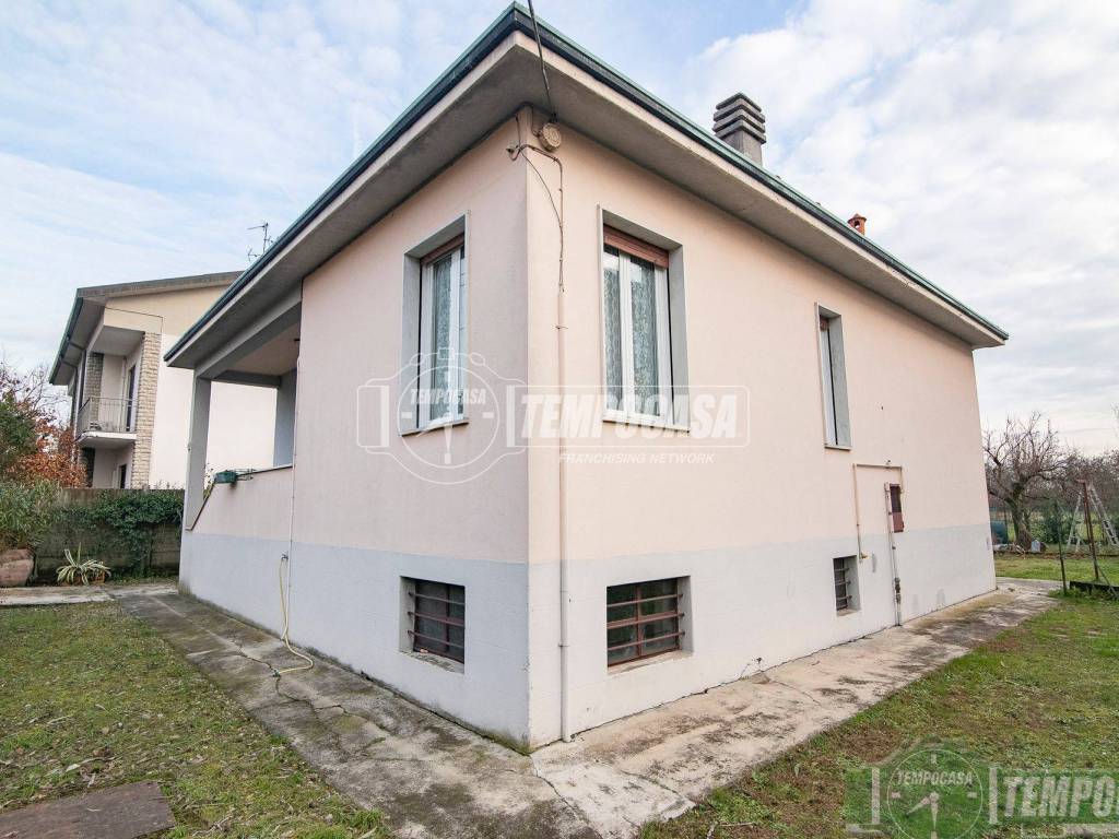 casa indipendente in vendita a Monza