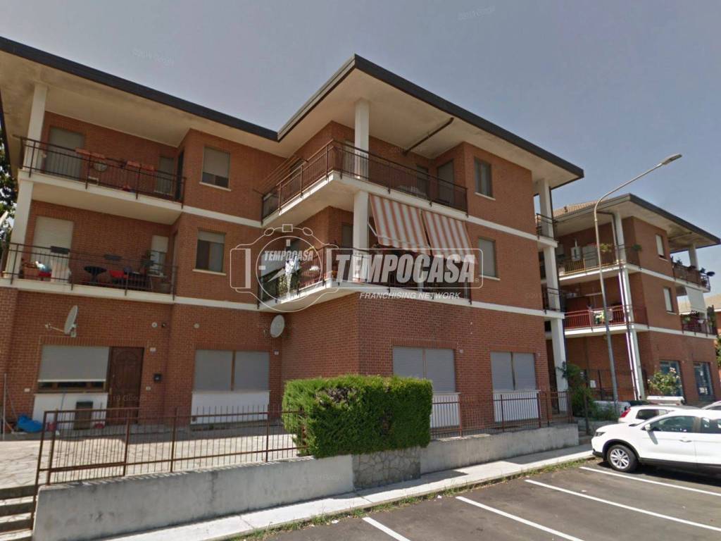 appartamento in vendita a Poirino in zona Marocchi