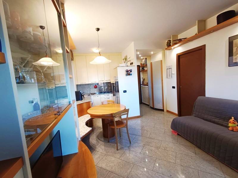 appartamento in vendita a Milano in zona Garegnano